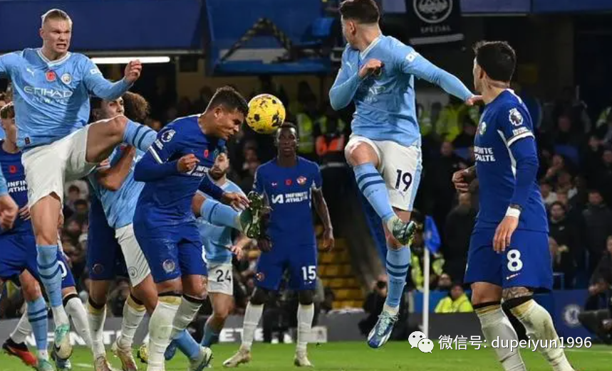 英超-曼城补时争议点球绝平阿森纳，哈兰德双响助球队保持不败领跑积分榜